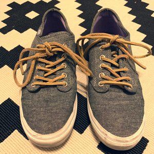 Womens Vans Low Top Sneakers Size 9